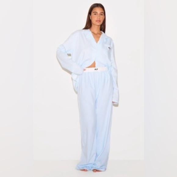 PrettyLittleThing Pants - PRETTYLITTLETHING BLUE STRIPE WIDE LEG PJ
BOTTOMS